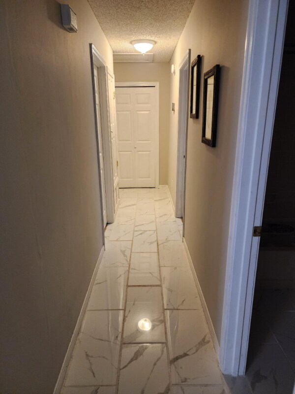 Foto del edificio - 5845 Garcon Blvd