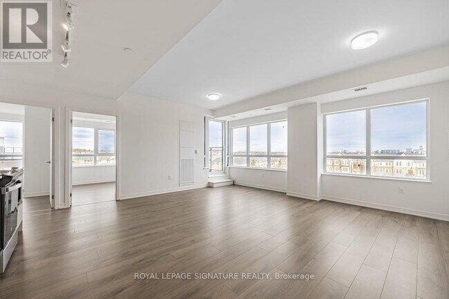 Photo du bâtiment - 395 Dundas St W