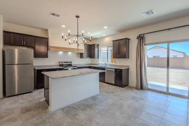 Building Photo - Rancho Sahuarita