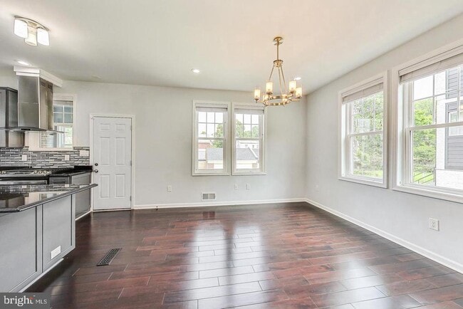 Building Photo - 3418 Pennsylvania Ave. SE