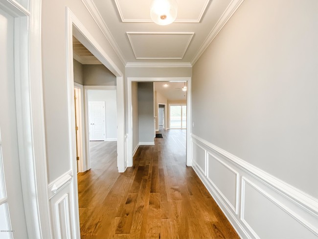 Building Photo - 3909 Hazelwood Ct