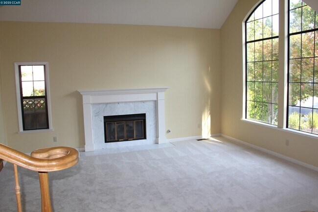 Building Photo - 4106 Quail Run Dr