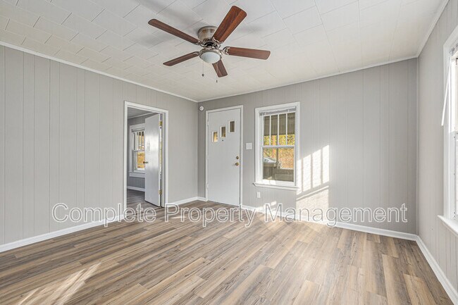 Foto del edificio - 1174 Birmingham St