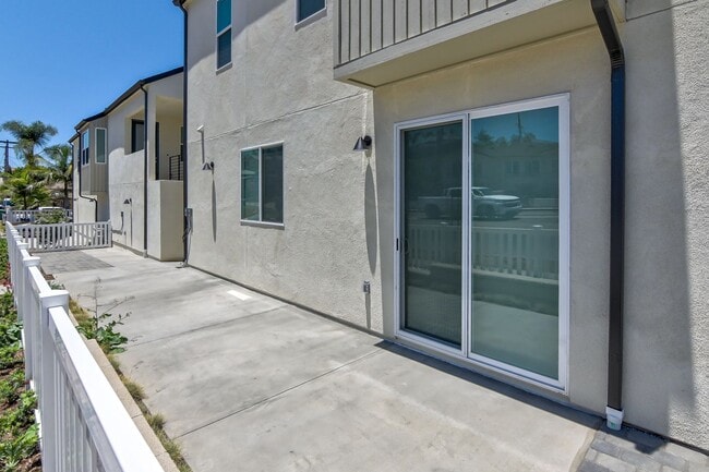 Interior Photo - Division & Highland Rowhomes