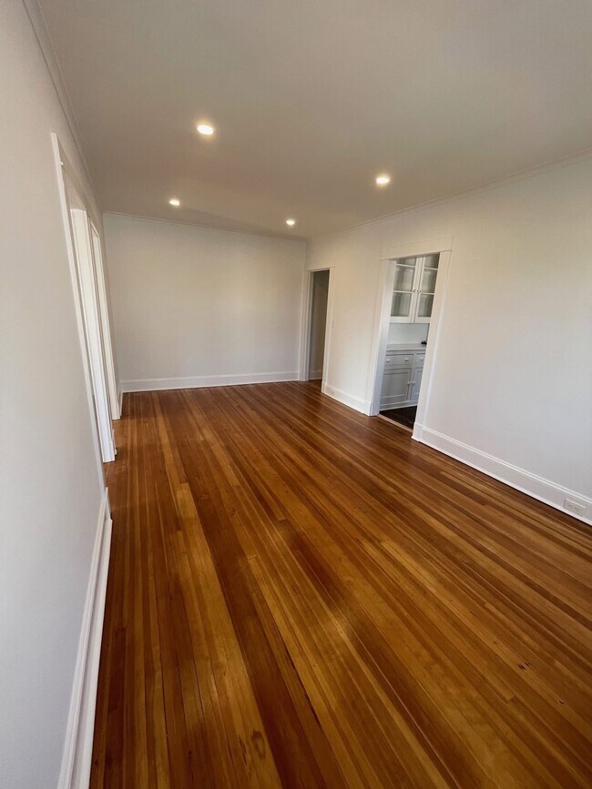 Foto del edificio - 510 Montauk Hwy