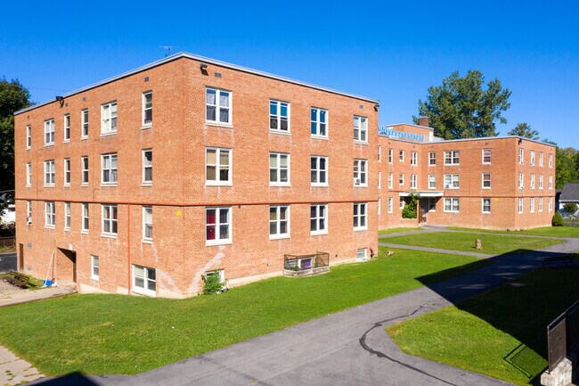 Foto del edificio - The Cortile
