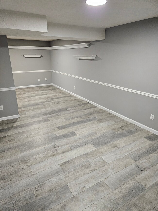 Building Photo - 19 Strawberry Cir