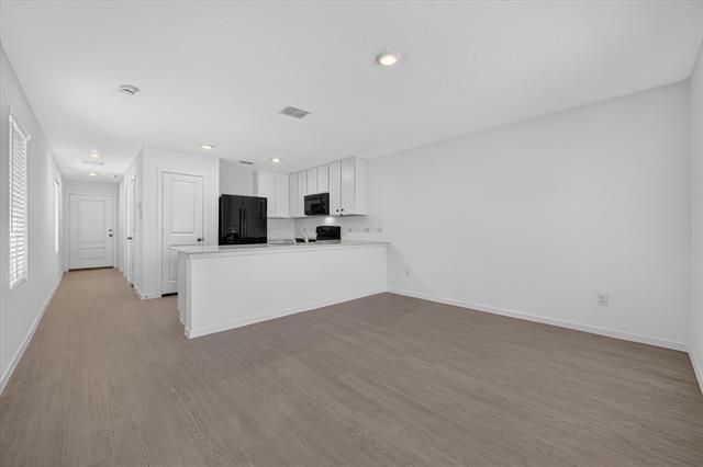 Foto del edificio - 914 Sandhill Crane Ln