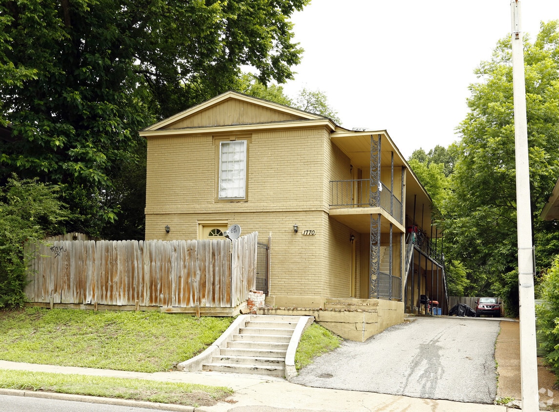 1770 Poplar Ave, Memphis, TN 38104 Apartments in Memphis, TN
