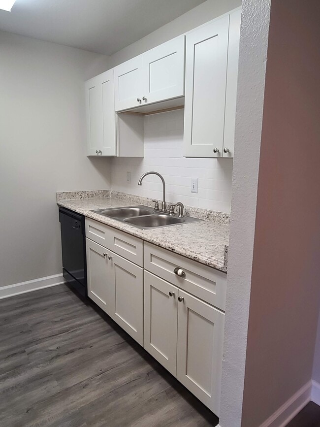 The Breakers Apartments Apartments in Daytona Beach, FL