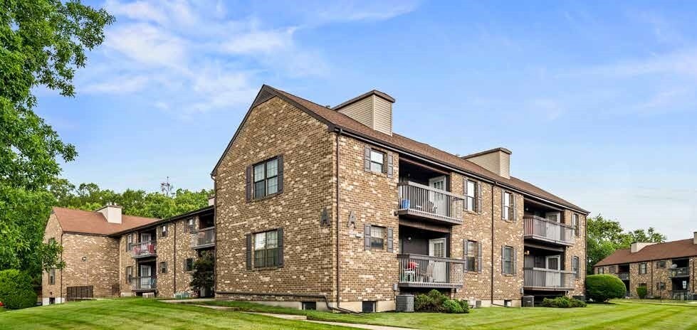 Foto principal - 1255 Lakewood Rd