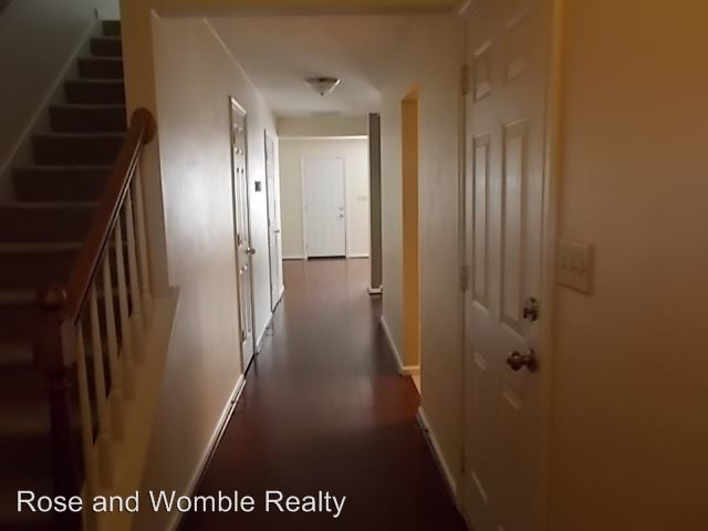 Building Photo - 3 br, 2.5 bath House - 1029 Wolcott Ave.