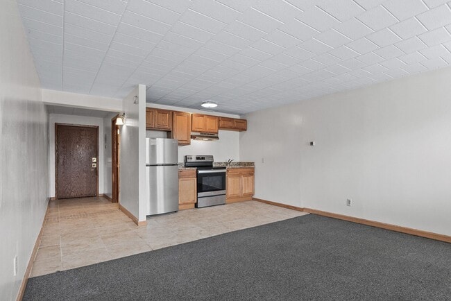 Building Photo - The Villa Apartments