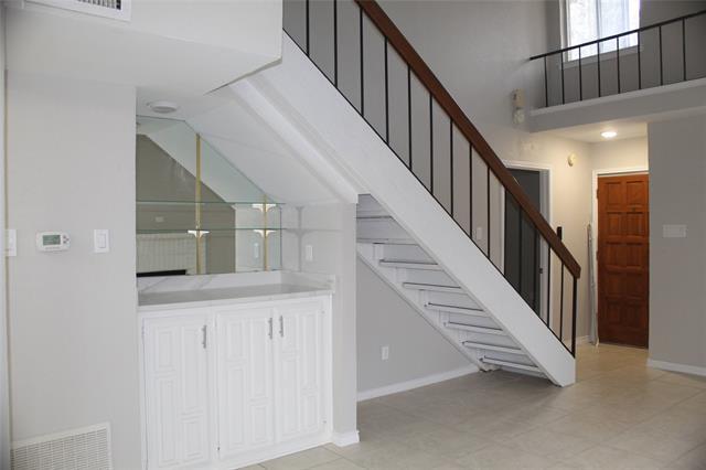 Building Photo - 14151 Montfort Dr
