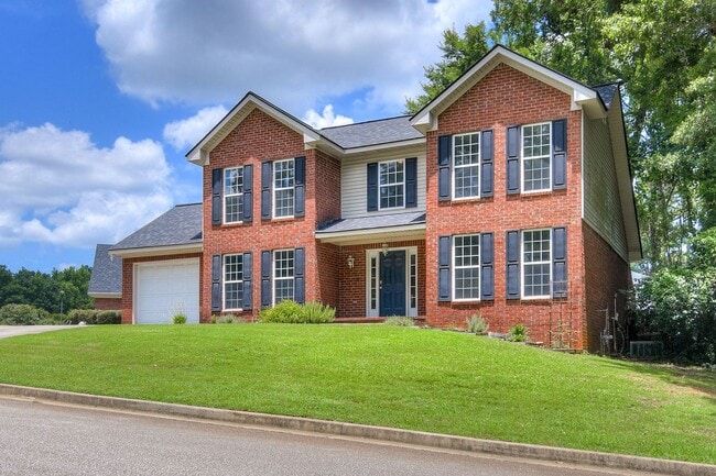 Building Photo - Beautiful Home 2 Story Brick