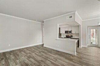 Building Photo - 6499 Guhn Rd