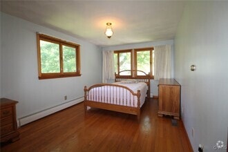 Building Photo - 6363 Muskrat Bay Rd