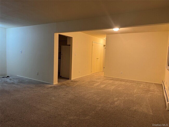 Foto del edificio - 6 Tredwell Ave