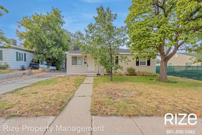 Foto del edificio - 3 br, 1 bath House - 4470 W 5780 S