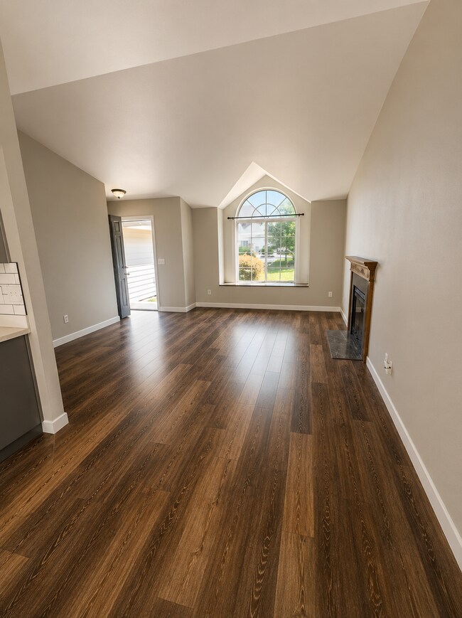 Foto del edificio - Must See 3 BED/2 Bath Rambler in Heart of Tumwater! Available 8/05/26!