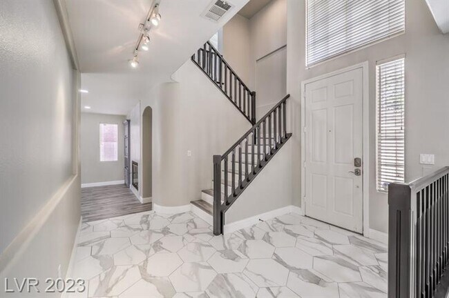 Foto del edificio - 10145 Snow Crest Pl