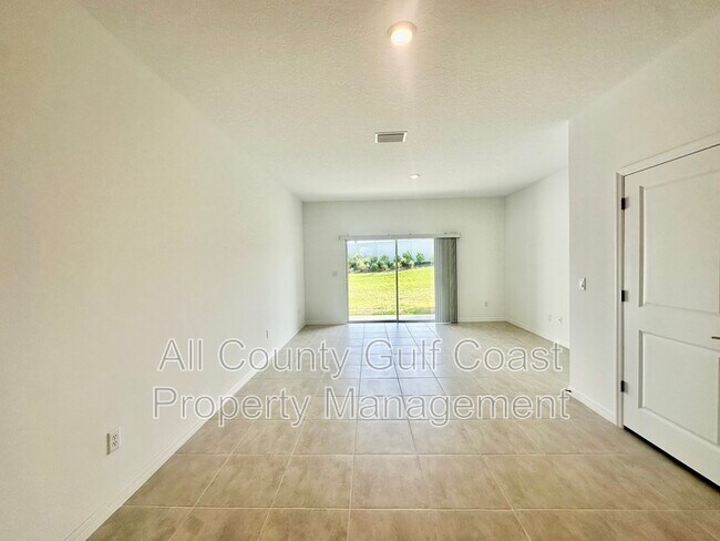 Foto del edificio - 16654 San Nicola Pl