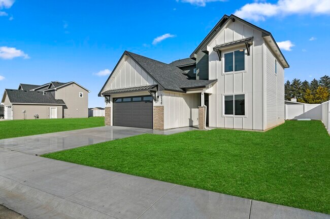 Foto del edificio - 16542 Red Oak Dr
