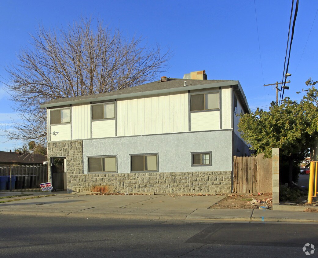 Building Photo - 5341 Young St