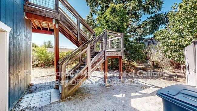Building Photo - 1445 Corby Ave