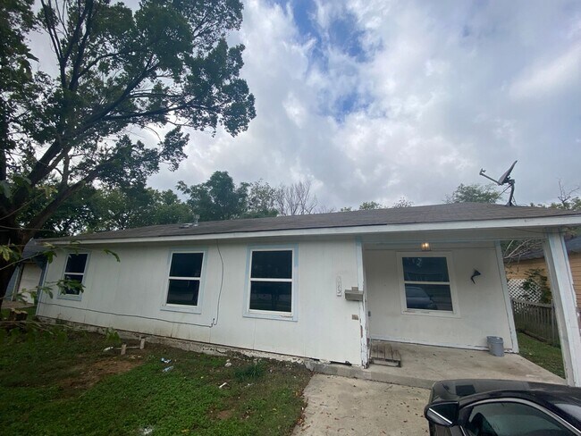 Photo - Suburban Gem House