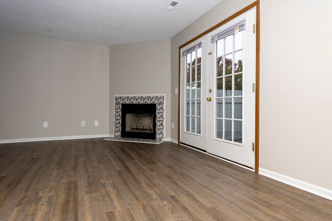 Foto del edificio - Millstone Lakes Apartments