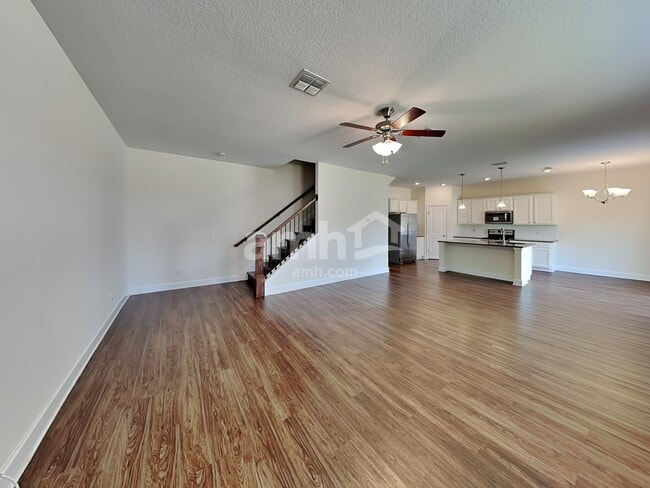 Building Photo - 302 Crestrun Loop