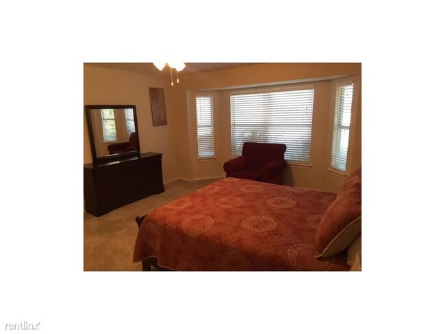 Building Photo - 8000 County Road 110