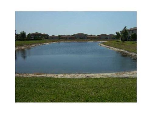 Building Photo - 2552 Marshfield Ct