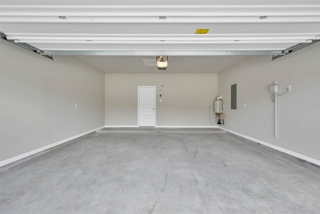 Building Photo - 213 Harper Ridge Dr