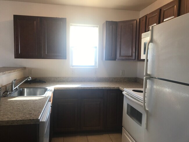 Foto del edificio - Great newer 2/3 close to everything