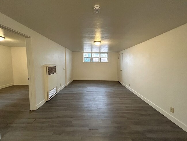 Building Photo - Unbeatable Value in Old Town Fort Collins - $200 Off First Month!