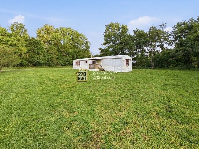 Foto del edificio - 499 Hornback Farms Ln