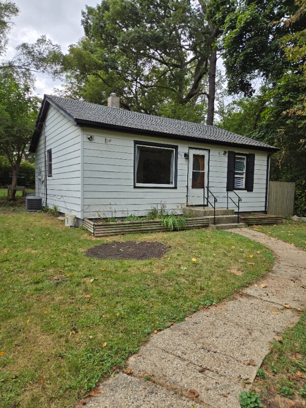 612 Park Ave, Winthrop Harbor, IL 60096 House Rental in Winthrop