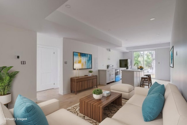 Building Photo - 153 Mary St