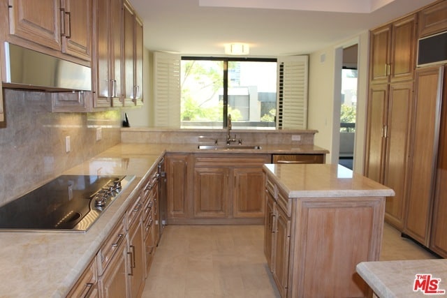 Building Photo - 2289 Century Hill