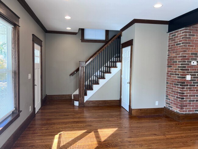 Foto del edificio - Three Bedroom Single Family Home - Close to everything!