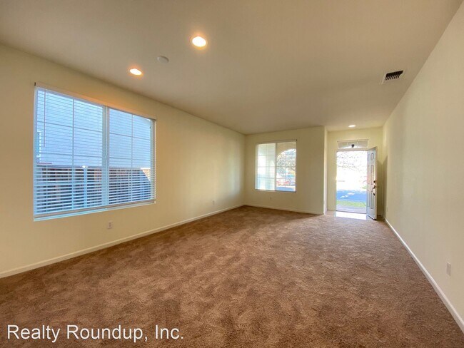 Foto del edificio - 4 br, 2 bath House - 9771 Cervelli Way
