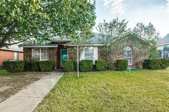 Building Photo - 2624 Crystal Falls Dr