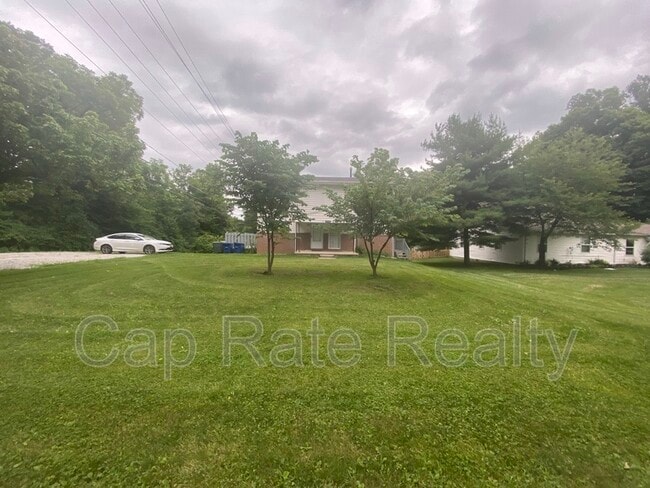 Building Photo - 1226 Parkview Dr