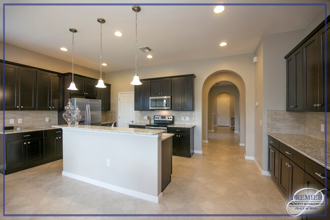 Building Photo - *** BEAUTIFUL ARTESIA POOL HOME*** 4 BDRM ...