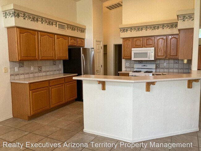 Building Photo - 3 br, 2 bath House - 3121 W. Painted Hills...