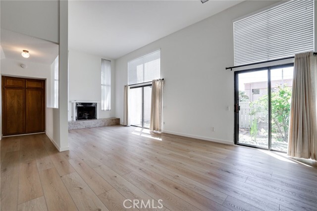 Building Photo - 18809 Club Ln
