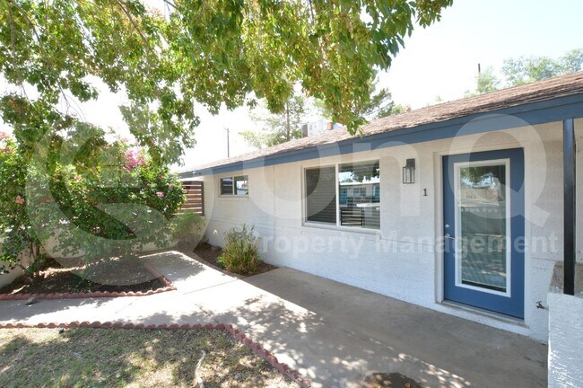 Foto del edificio - 1202 E Kaler Dr