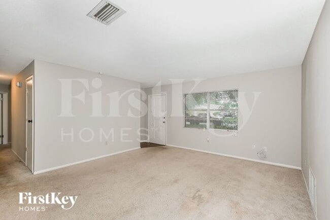 Foto del edificio - 1642 Kemberly Ave